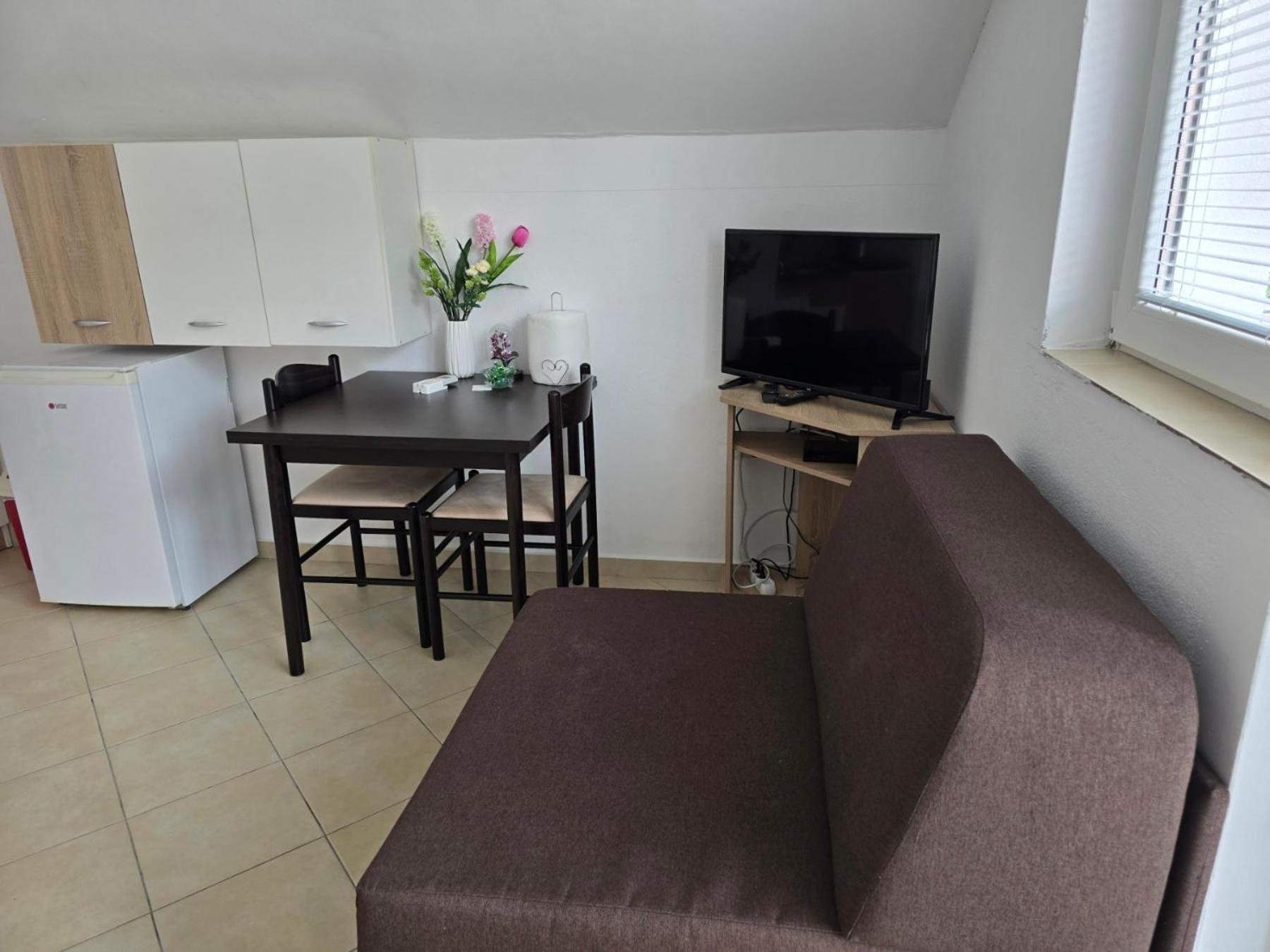 Jovanovic Apartment 蒂瓦特 外观 照片